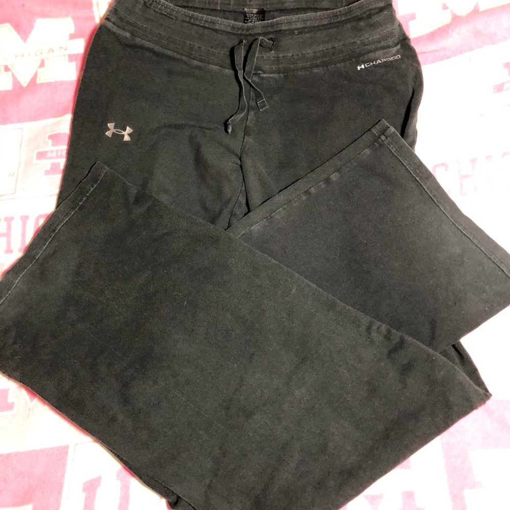 YOGA PANTS UNDER ARMOUR SIZE XS EUC